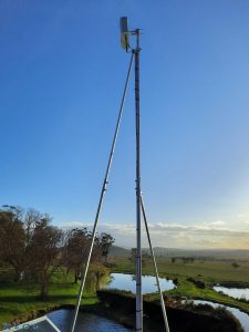 5m Serviceable Roof Mounted Mast