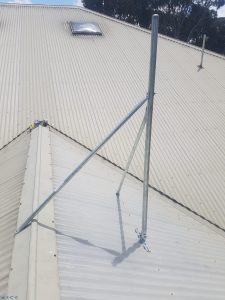 Medium Duty Galvanised Tin Roof Mount