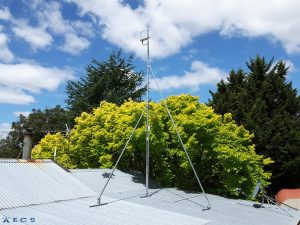 5m serviceable mast, XPOL 700-2700 Panel Antenna